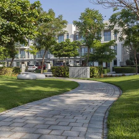 Stay Sensational 3Br Holiday Home Near Burjkhalifa Dubai Exterior photo